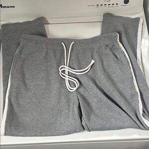 Varley Gray Waffle Knit Lounge Pants